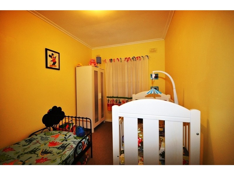 16 Winterbourne Road, Elizabeth Vale SA 5112