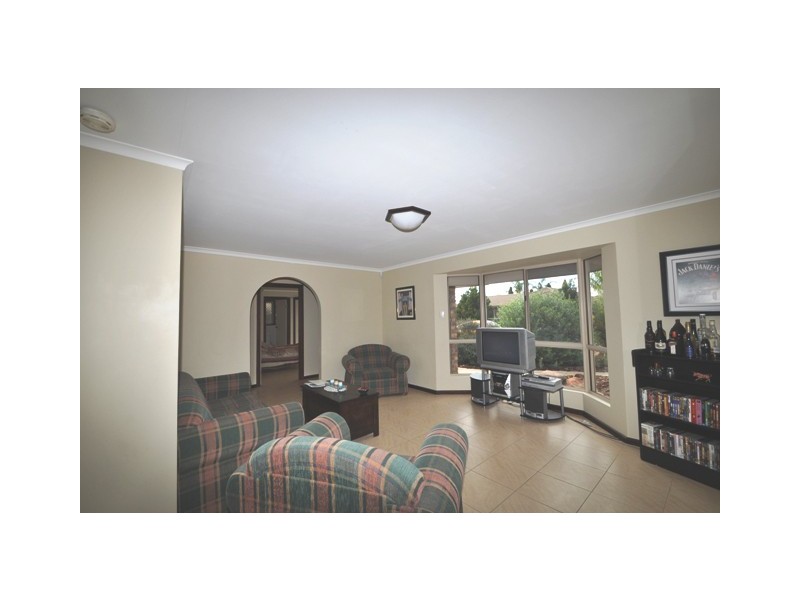 9 Teresa Court, Paralowie SA 5108