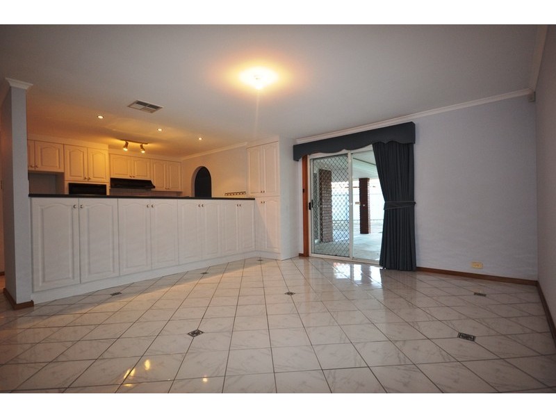 12 Martinvine Court, Salisbury Park SA 5109