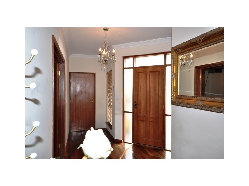 5  Portsea Crescent, Burton SA 5110