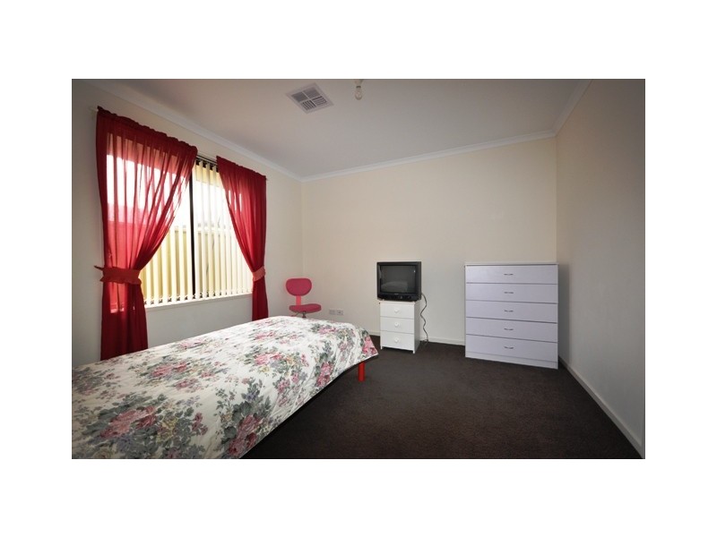 9 Everest Avenue, Andrews Farm SA 5114