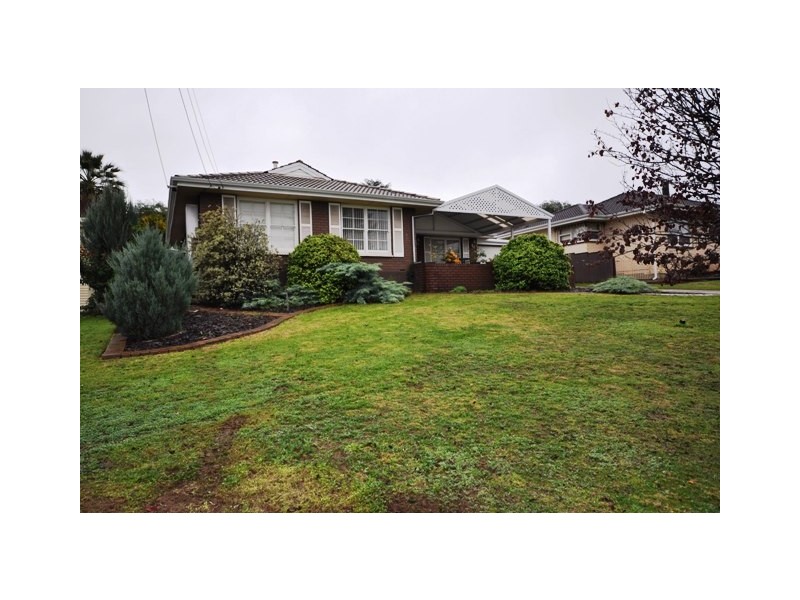 68  Flockhart Avenue, Valley View SA 5093