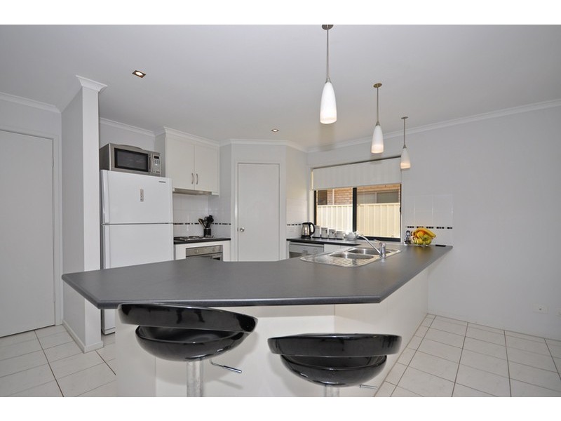 38 Waterside Drive, Burton SA 5110