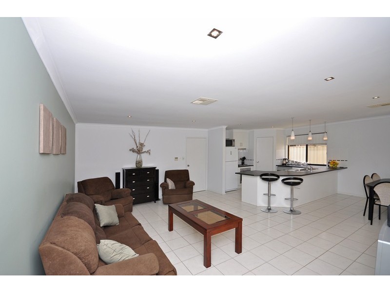 38 Waterside Drive, Burton SA 5110