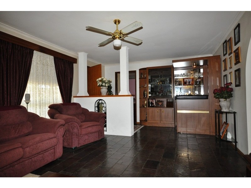 34 Chartwell Crescent, Paralowie SA 5108