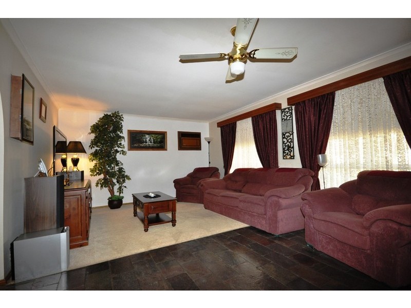 34 Chartwell Crescent, Paralowie SA 5108