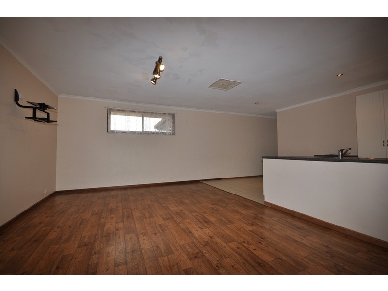 24 Kensington Way, Burton SA 5110