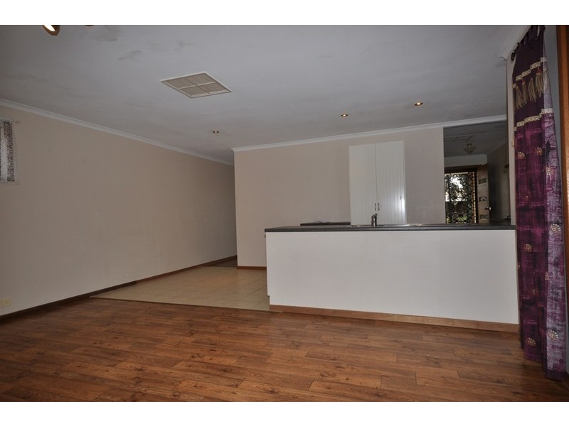 24 Kensington Way, Burton SA 5110