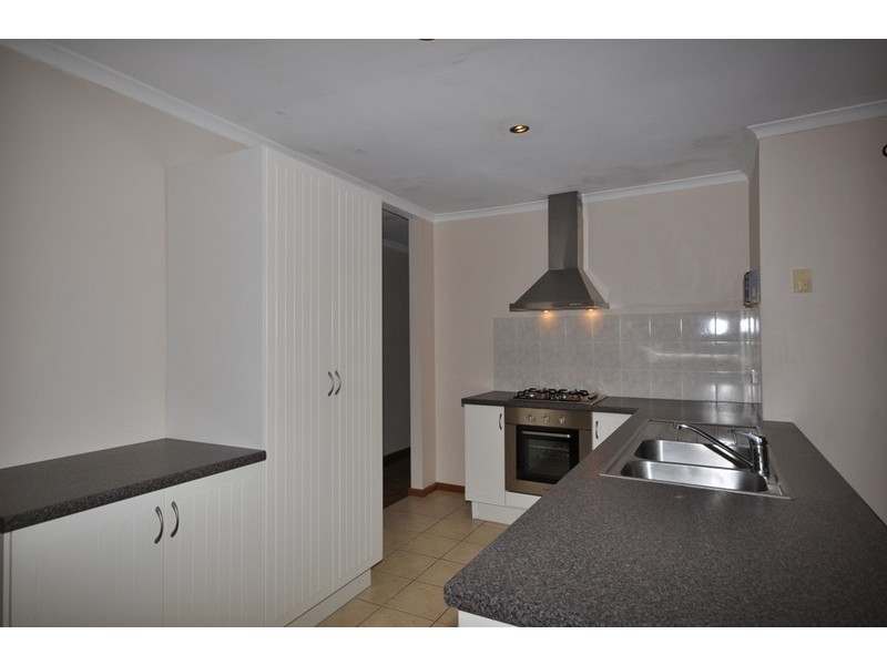 24 Kensington Way, Burton SA 5110