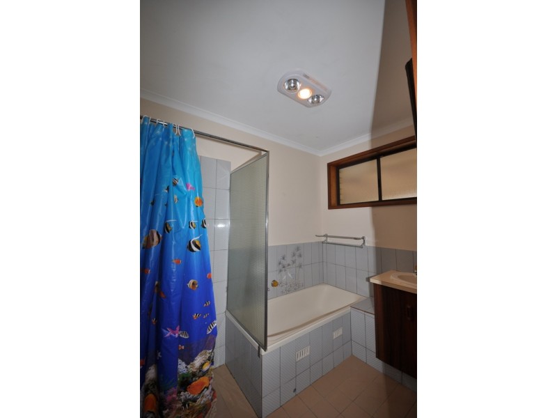24 Kensington Way, Burton SA 5110