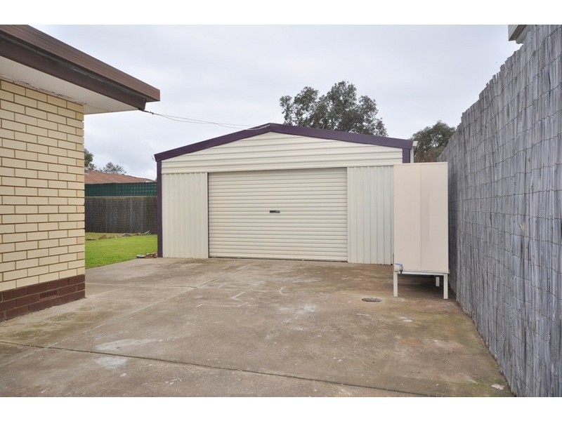 24 Kensington Way, Burton SA 5110