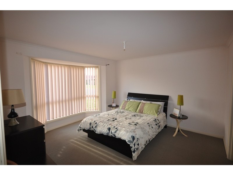 97 Caulfield Crescent, Paralowie SA 5108