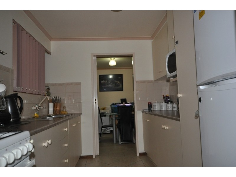 3 Carabeen Cres, Andrews Farm SA 5114