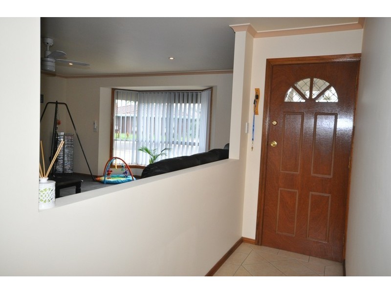 3 Carabeen Cres, Andrews Farm SA 5114