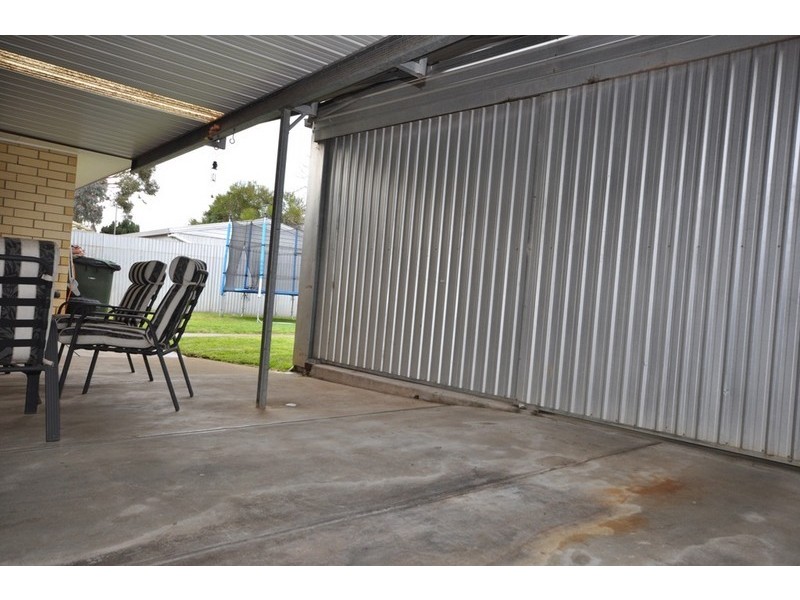 3 Carabeen Cres, Andrews Farm SA 5114