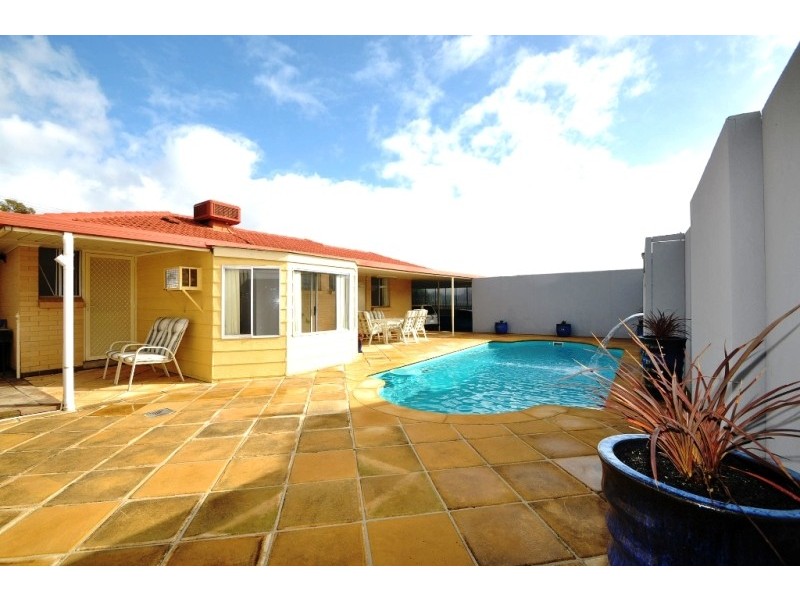 7 Keystone Avenue, Hope Valley SA 5090
