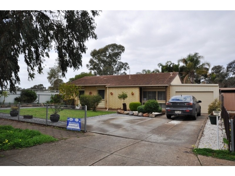 15 Opel Avenue, Paralowie SA 5108