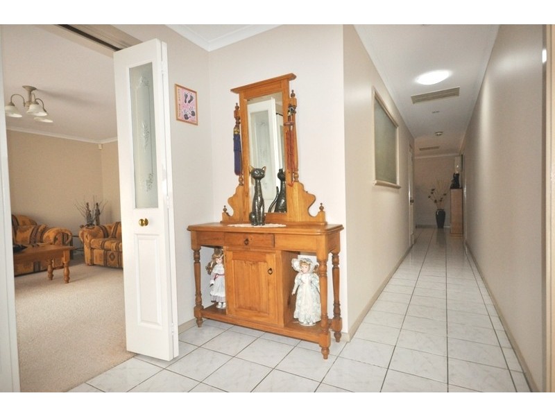 27 Tregenza Court, Parafield Gardens SA 5107