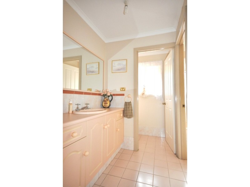 27 Tregenza Court, Parafield Gardens SA 5107