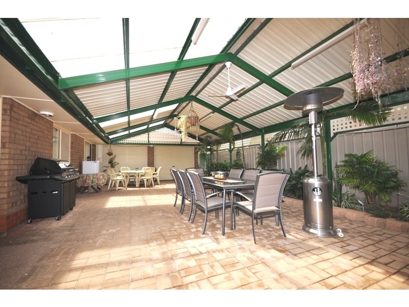 27 Tregenza Court, Parafield Gardens SA 5107