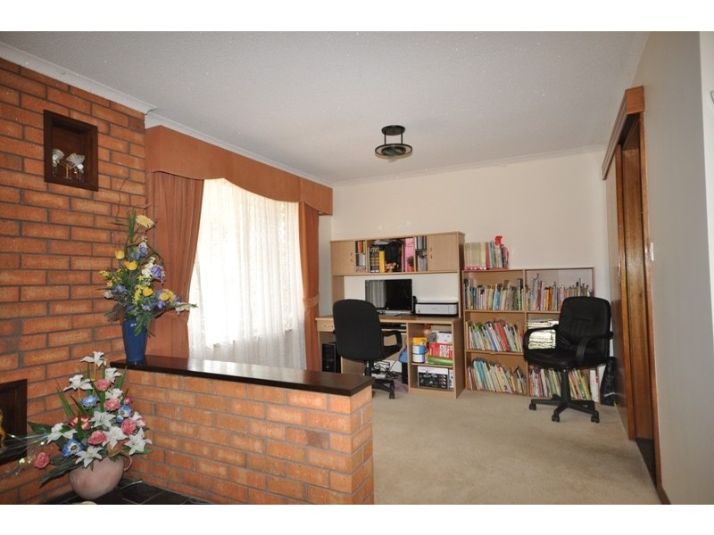 7 Mary Alice Drive, Para Hills SA 5096