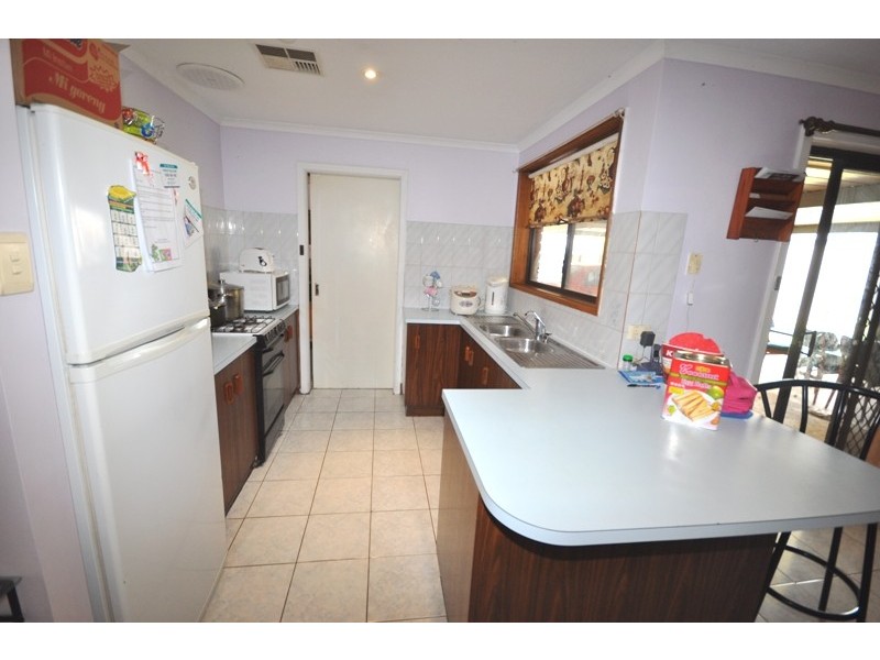 98 Kensington Way, Burton SA 5110