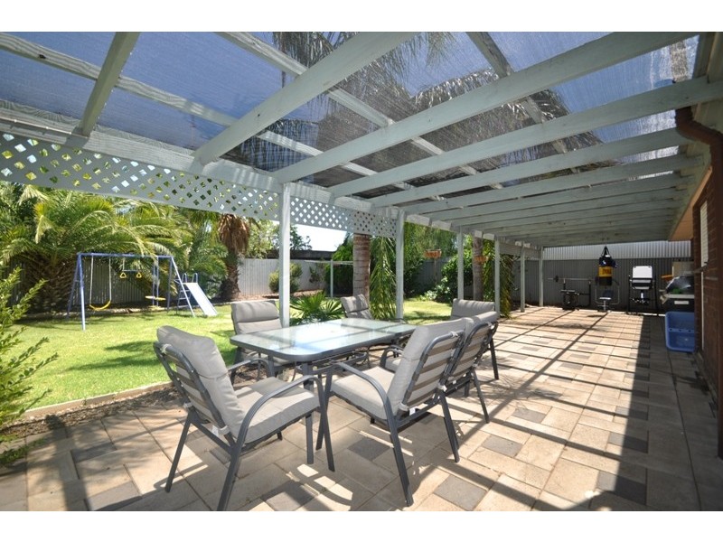 2 Clement Avenue, Paralowie SA 5108