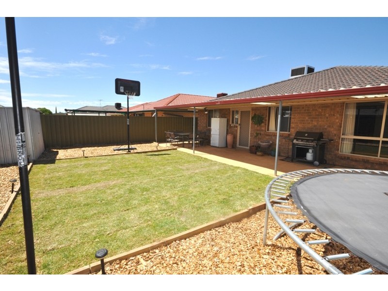 14 Brion Drive, Paralowie SA 5108