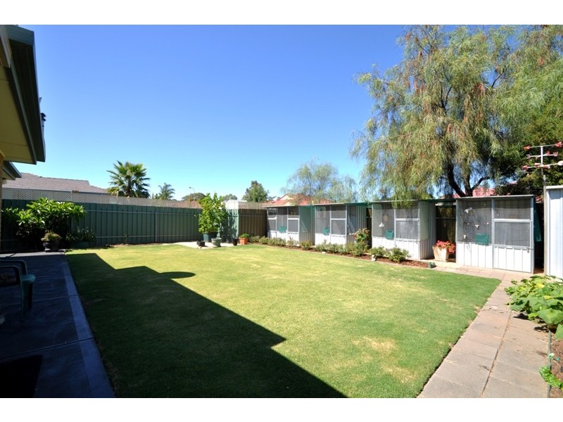 1 Coralie Court, Salisbury East SA 5109