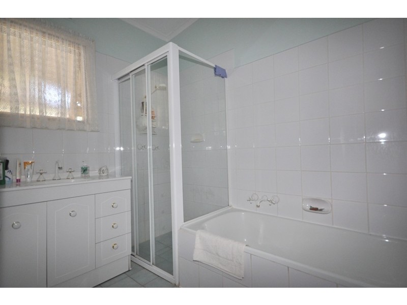 27 Hinsley Road, Smithfield Plains SA 5114