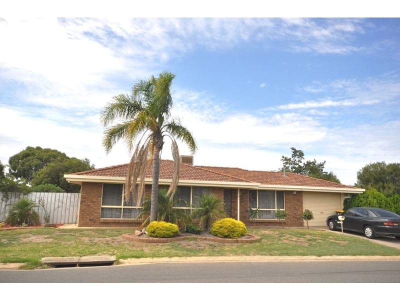 15 Burdett Drive, Paralowie SA 5108