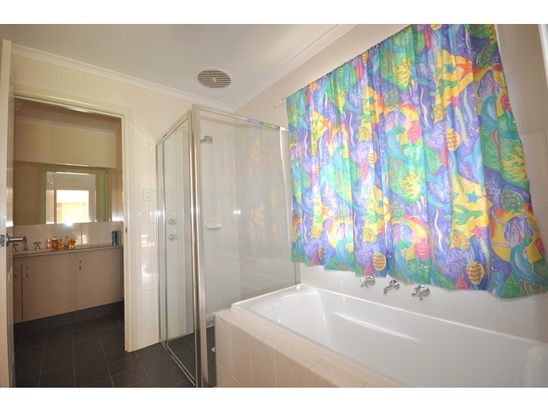 10 Hampshire Street, Burton SA 5110