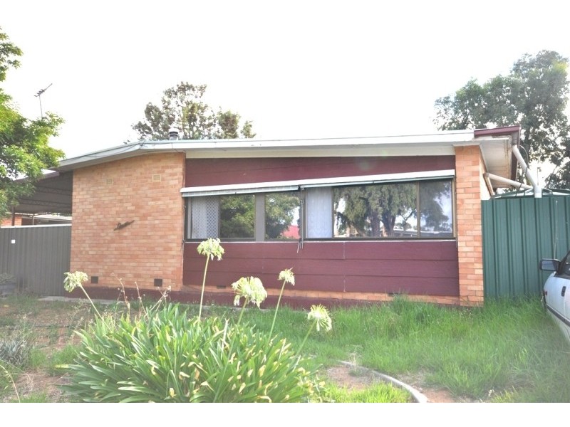 11 Abelia Street, Elizabeth Vale SA 5112