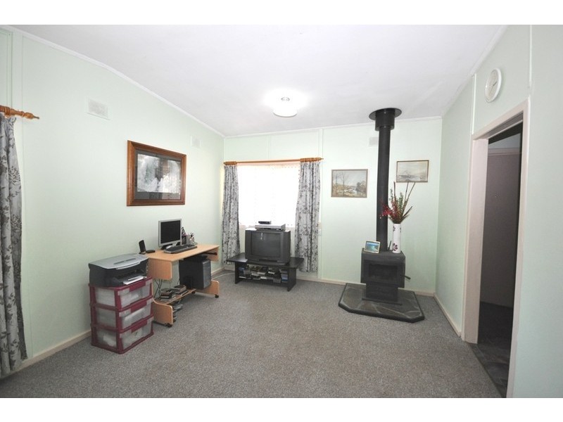 11 Abelia Street, Elizabeth Vale SA 5112