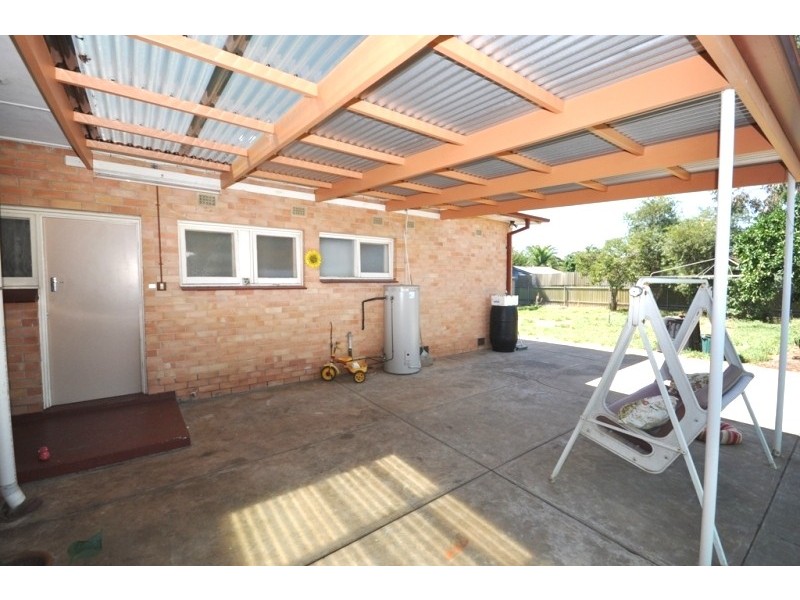 11 Abelia Street, Elizabeth Vale SA 5112