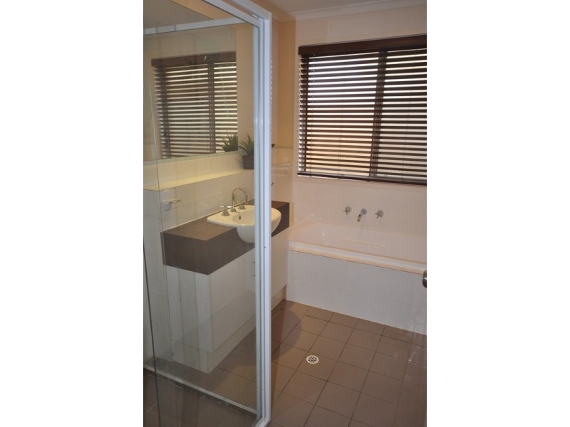 12 Lakeridge Circuit, Burton SA 5110