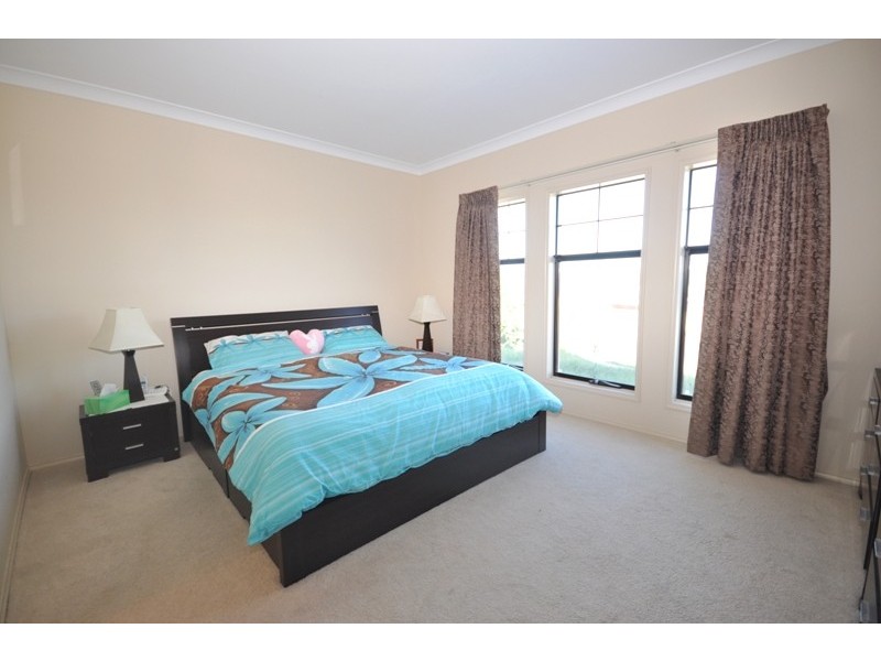 18  Shrike Place, Hewett SA 5118