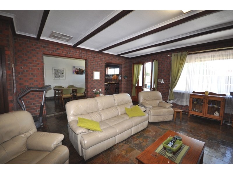 17 Salisbury Highway, Salisbury SA 5108