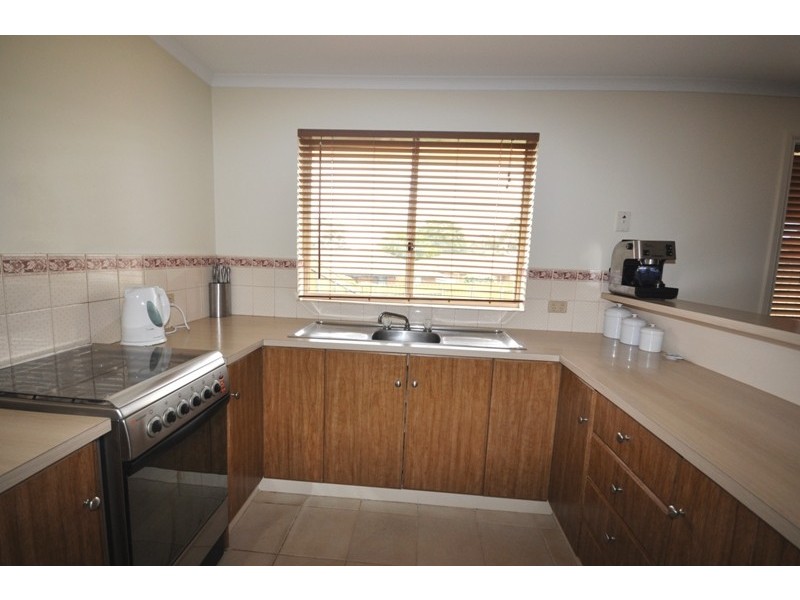 2  Anthony Drive, Hillbank SA 5112