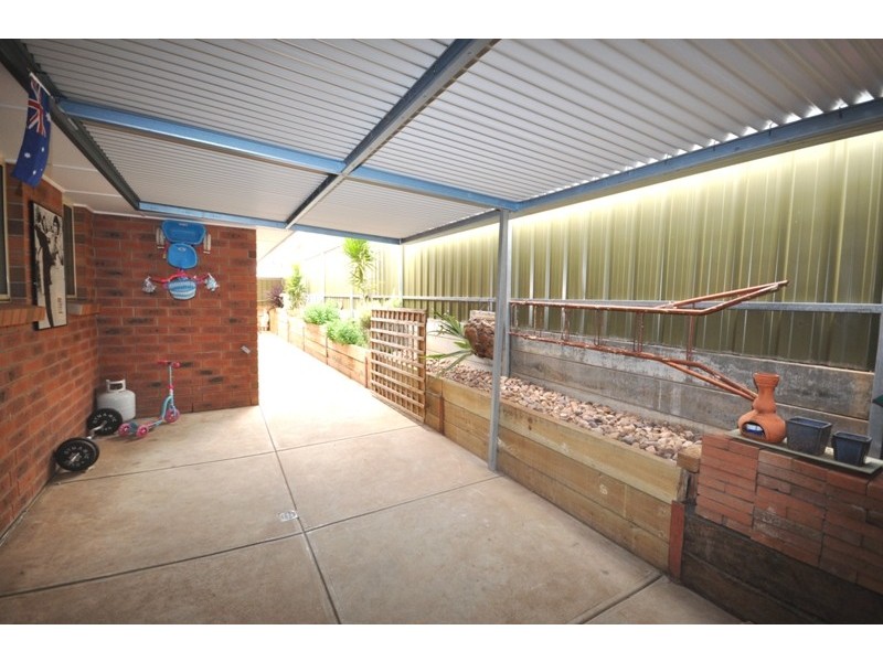 2  Anthony Drive, Hillbank SA 5112