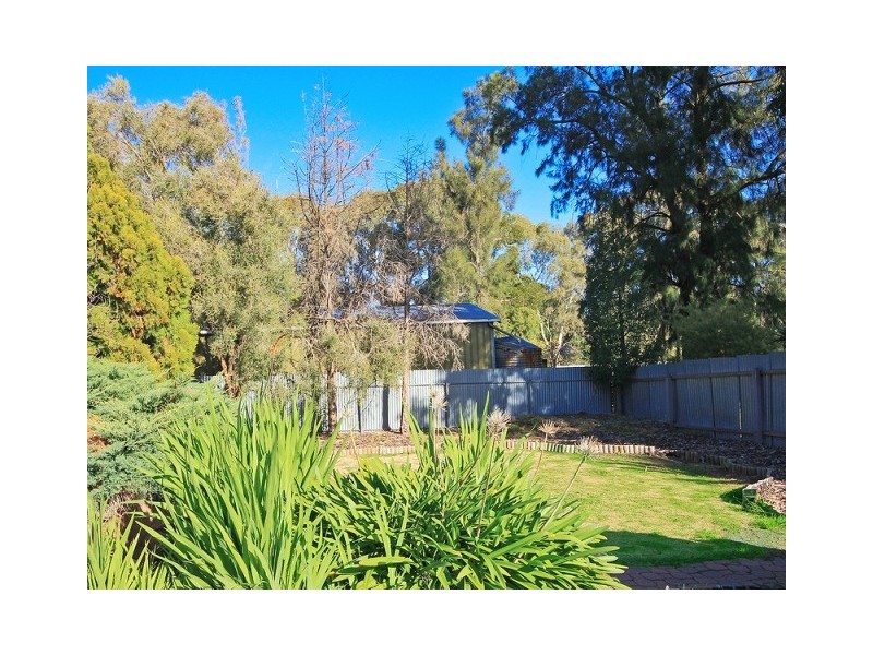 6  Gumtree Drive, Hope Valley SA 5090