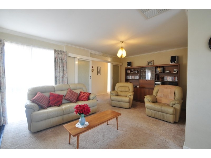 11 Eusebio Drive, Salisbury East SA 5109