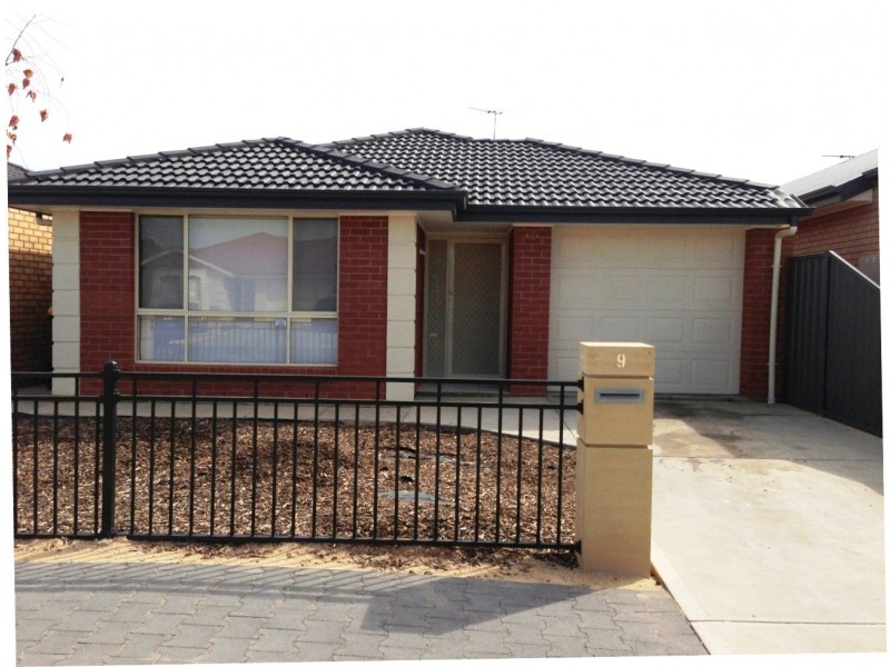 9 Kerang Street, Andrews Farm SA 5114
