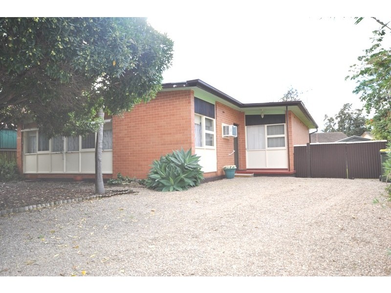 4 Suffolk Avenue, Brahma Lodge SA 5109