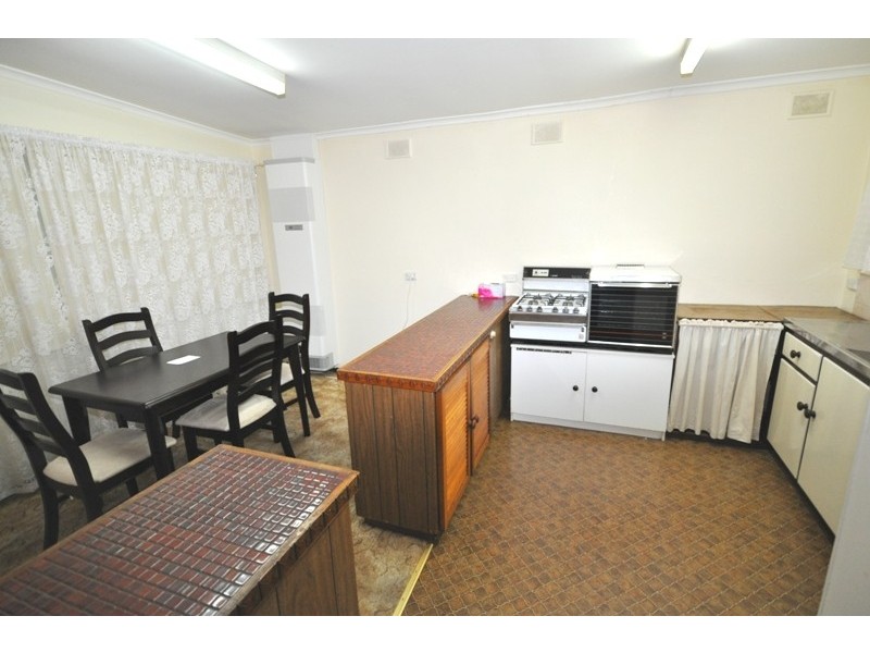 4 Suffolk Avenue, Brahma Lodge SA 5109