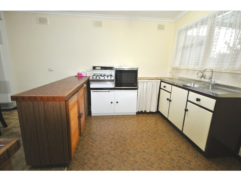 4 Suffolk Avenue, Brahma Lodge SA 5109