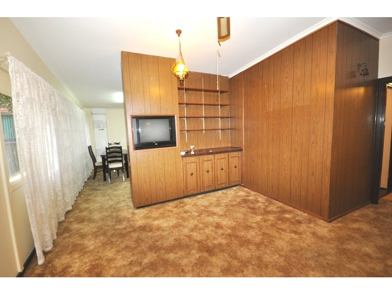 4 Suffolk Avenue, Brahma Lodge SA 5109