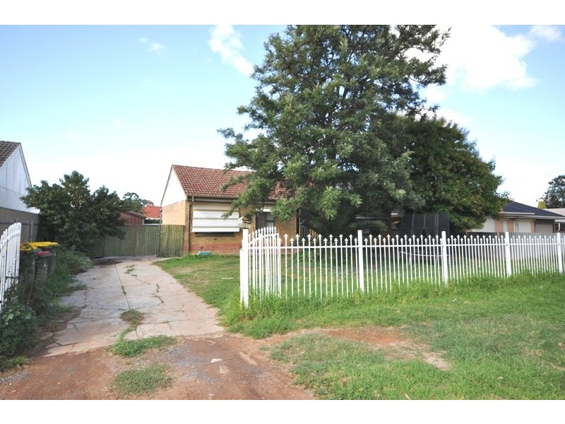 32 The Strand, Brahma Lodge SA 5109