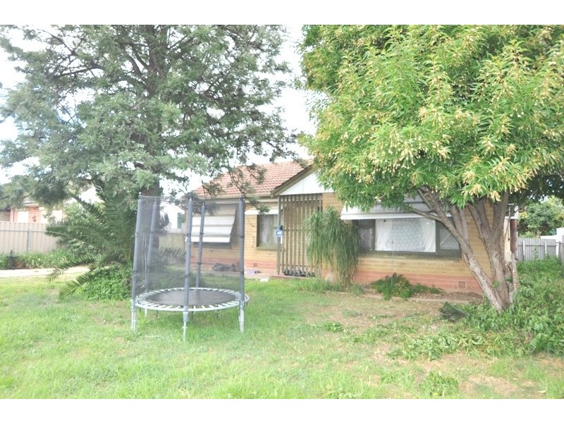 32 The Strand, Brahma Lodge SA 5109