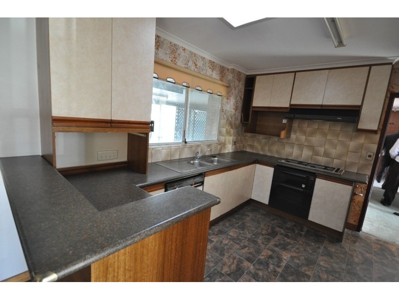 31 Buckingham Drive, Salisbury East SA 5109